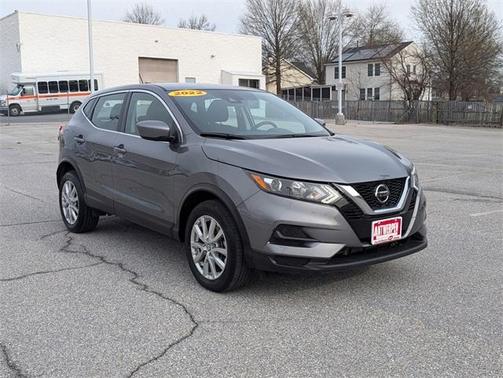 2022 Nissan Rogue Sport S