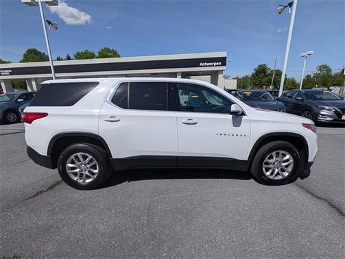 2020 Chevrolet Traverse LT Cloth