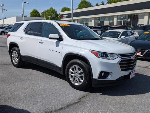 2020 Chevrolet Traverse LT Cloth