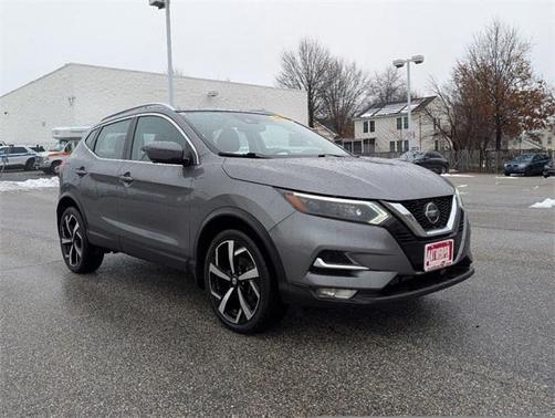 2022 Nissan Rogue Sport SL