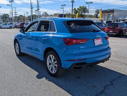 2023 Audi Q3 45 S line Premium