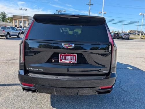 2023 Cadillac Escalade ESV Sport Platinum