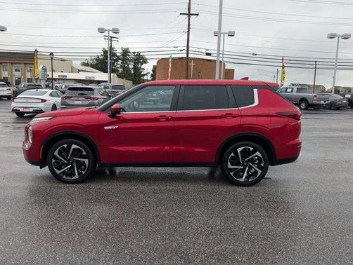 2023 Mitsubishi Outlander PHEV SE