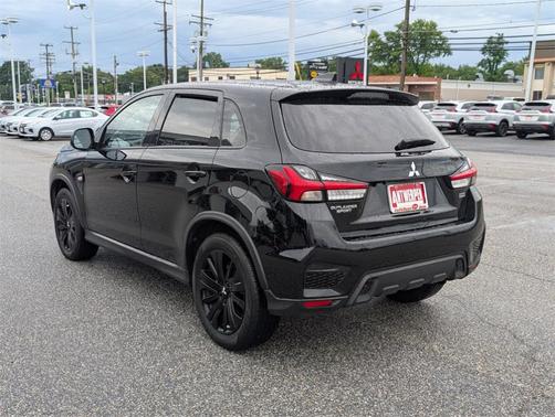 2024 Mitsubishi Outlander Sport LE
