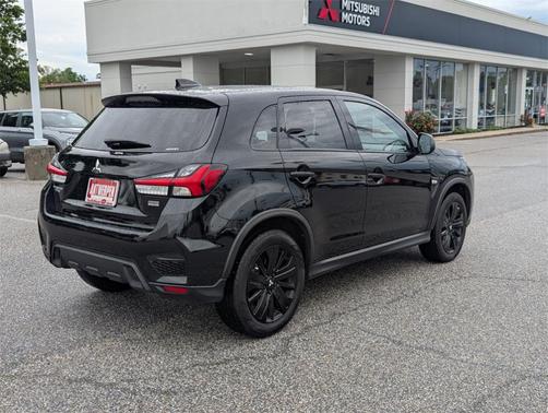 2024 Mitsubishi Outlander Sport LE