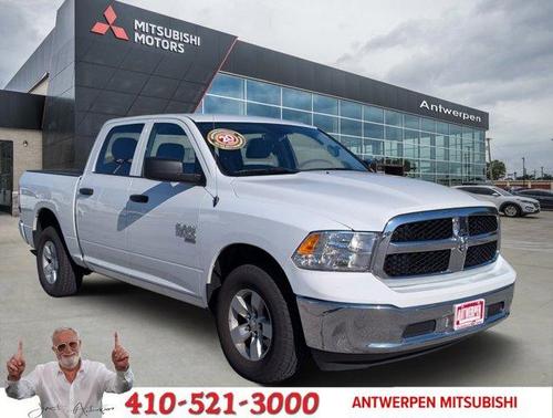 2022 RAM 1500 Classic SLT
