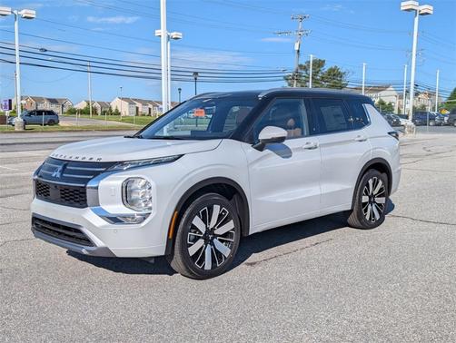 2025 Mitsubishi Outlander SEL