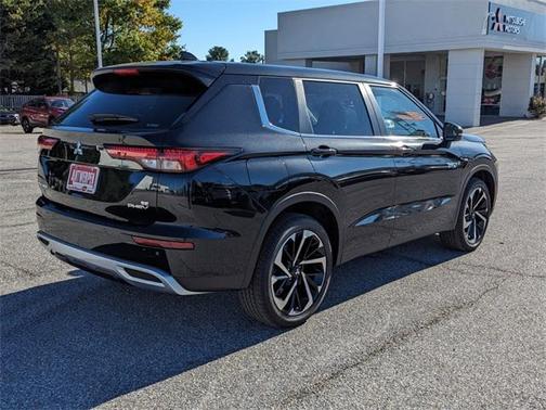 2025 Mitsubishi Outlander PHEV SE