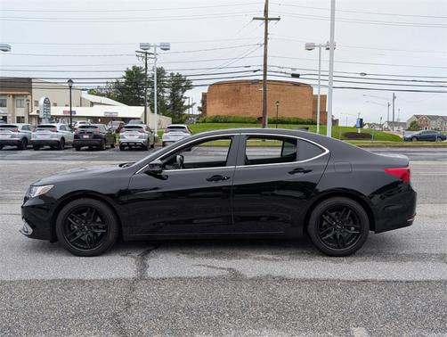 2018 Acura TLX FWD