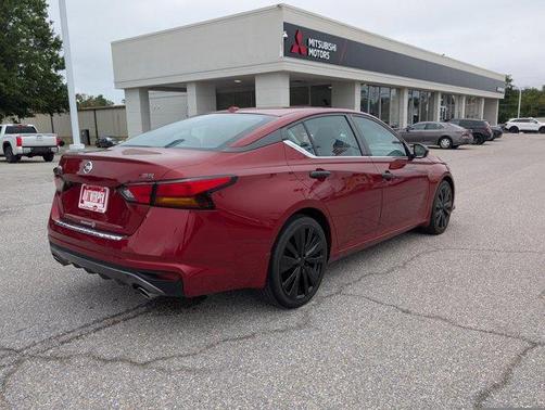 2021 Nissan Altima 2.5 SR