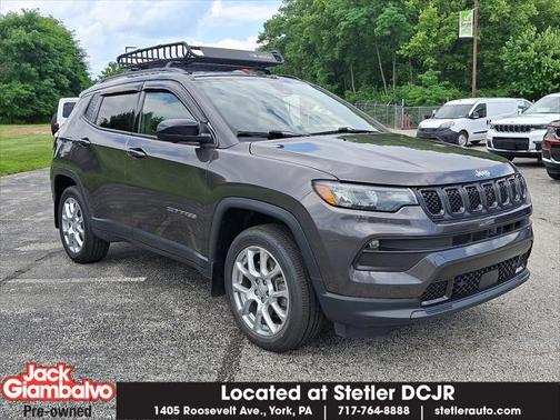 2023 Jeep Compass Latitude Lux FWD