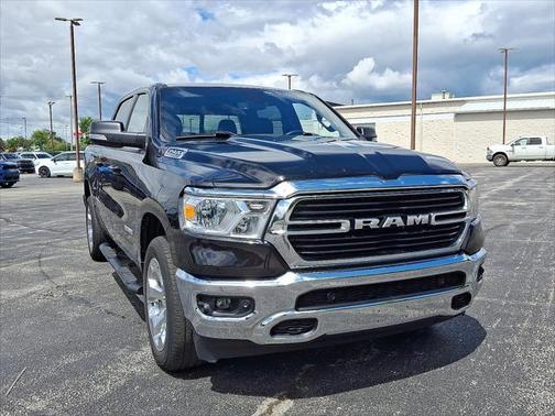 2021 RAM 1500 Big Horn Crew Cab 4x4 57' Box