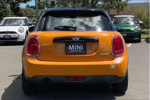 2017 MINI Hardtop Cooper