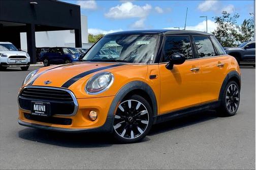 2017 MINI Hardtop Cooper