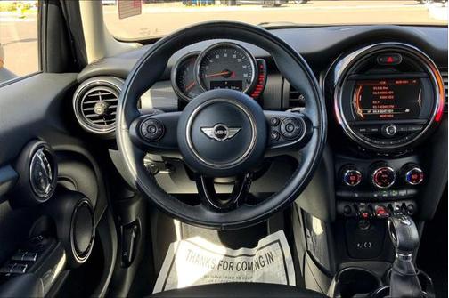 2017 MINI Hardtop Cooper
