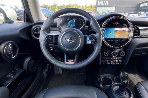 2023 MINI Hardtop Cooper