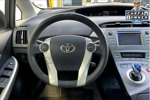 2014 Toyota Prius Five