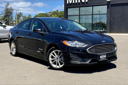 Agate Black 2019 Ford Fusion Hybrid SE