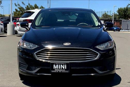 Agate Black 2019 Ford Fusion Hybrid SE