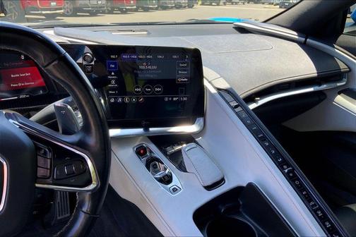 2022 Chevrolet Corvette Stingray w/2LT