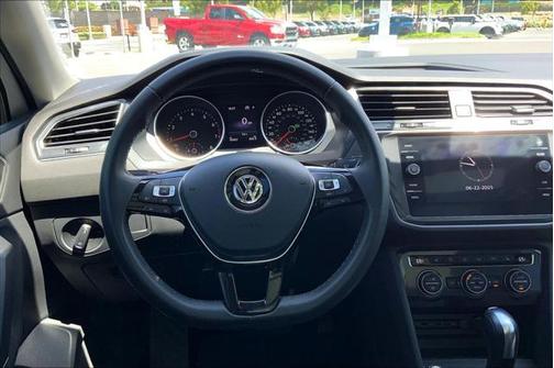 2020 Volkswagen Tiguan 2.0T SE 4MOTION