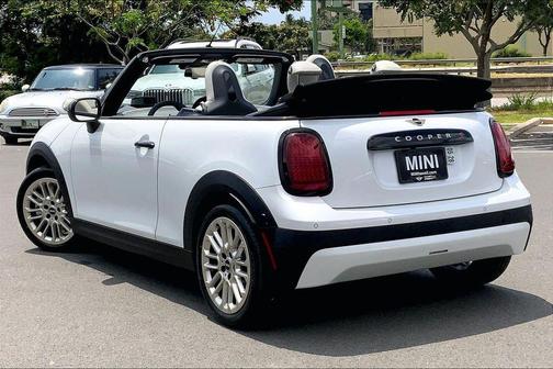 Nanuq White Metallic 2026 MINI Convertible Cooper S