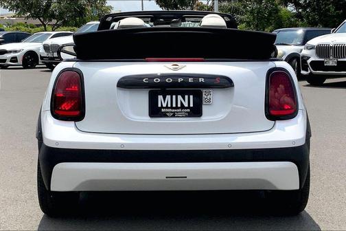 Nanuq White Metallic 2026 MINI Convertible Cooper S