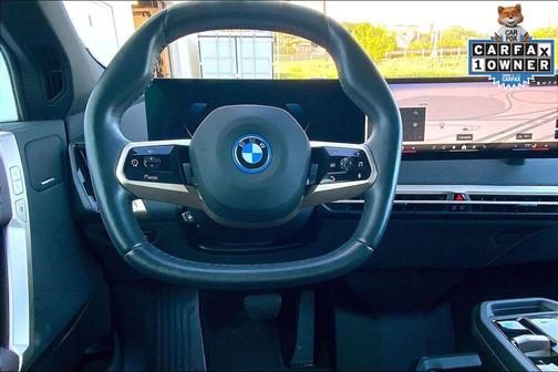 2025 BMW iX xDrive50