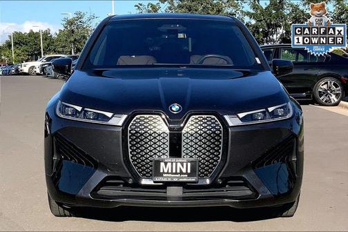 2025 BMW iX xDrive50