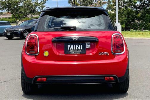 Chili Red 2024 MINI Hardtop Cooper S