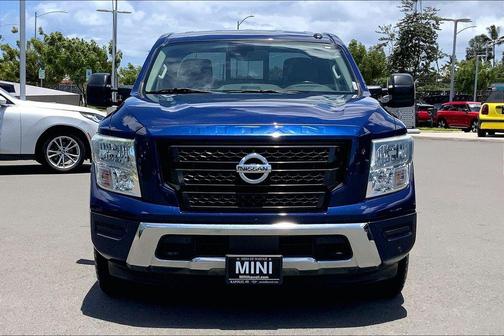 Deep Blue Pearl 2020 Nissan Titan SV