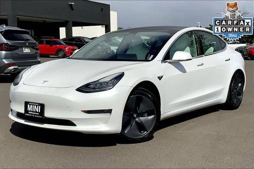 2020 Tesla Model 3 Standard Range Plus