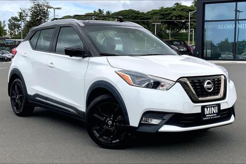 Aspen White 2019 Nissan Kicks SV