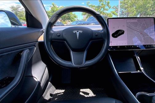 Black 2019 Tesla Model 3 Standard Range Plus