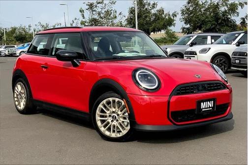 2025 MINI Hardtop Cooper