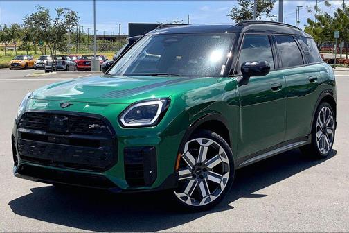 British Racing Green 2026 MINI Countryman Cooper S ALL4