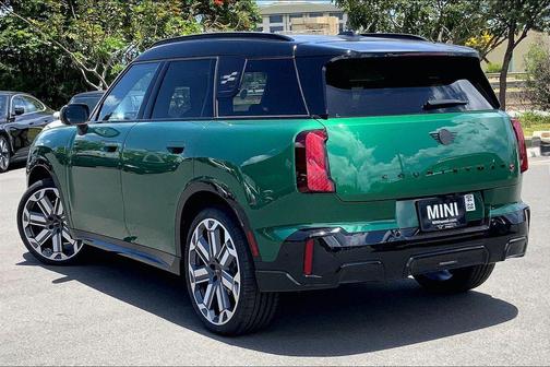 British Racing Green 2026 MINI Countryman Cooper S ALL4