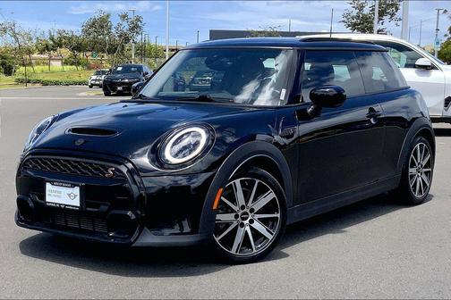 Midnight Black 2023 MINI Hardtop Cooper S