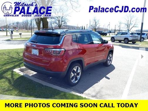 Photo 4 of 10 of 2019 Jeep Compass Limited