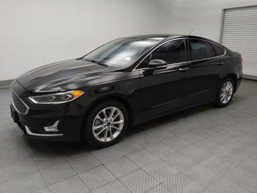2019 Ford Fusion Energi Titanium