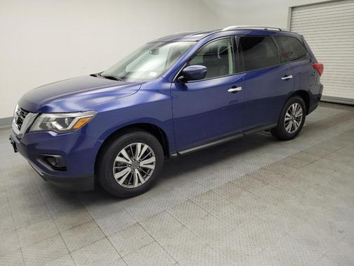 2019 Nissan Pathfinder SV