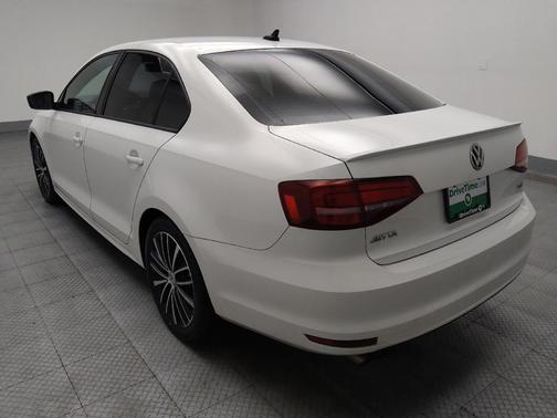 2016 Volkswagen Jetta 1.8T Sport