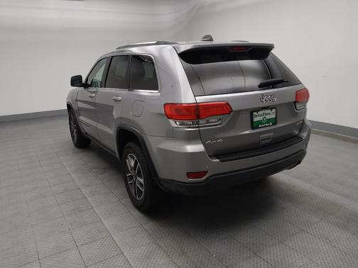 2019 Jeep Grand Cherokee Laredo