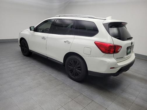 2019 Nissan Pathfinder SL