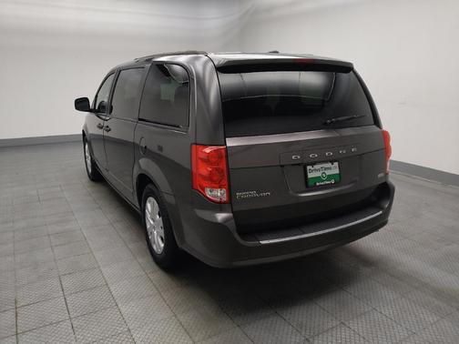 Granite Pearlcoat 2019 Dodge Grand Caravan SE