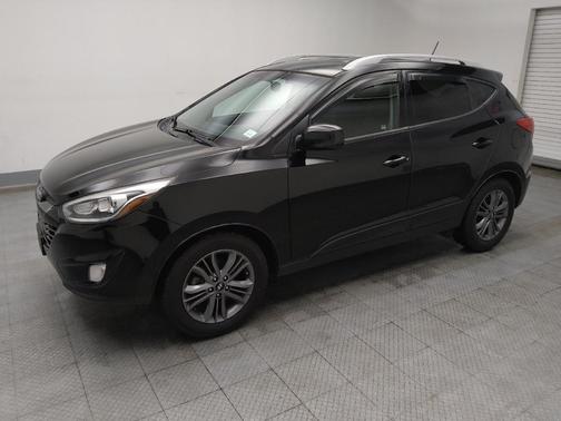 2015 Hyundai TUCSON SE