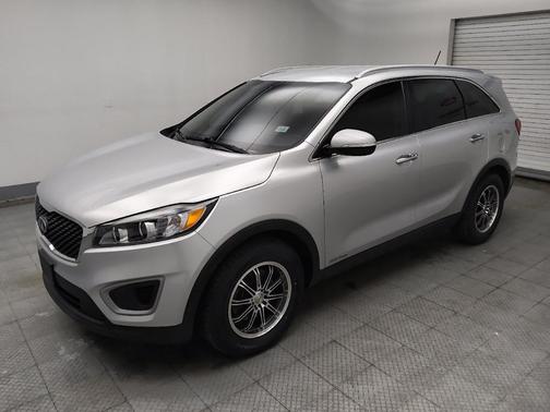 2018 Kia Sorento LX