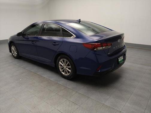 2018 Hyundai SONATA SE