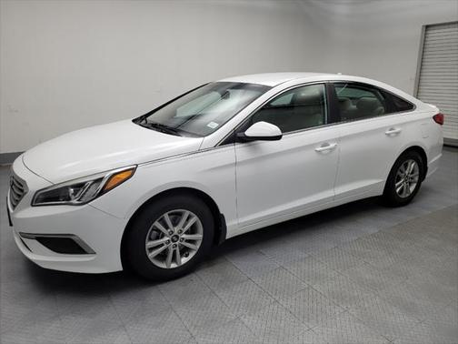 2017 Hyundai SONATA SE