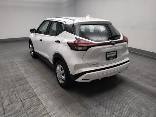2022 Nissan Kicks S
